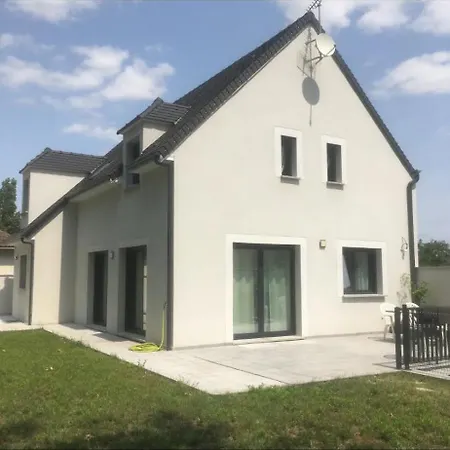 Maison Récente Très Spacieuse Hébergement de vacances Forges-les-Bains