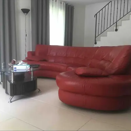 Maison Recente Tres Spacieuse Hébergement de vacances