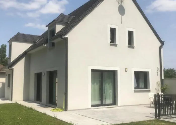 Maison Recente Tres Spacieuse Vakantiehuis Forges-les-Bains