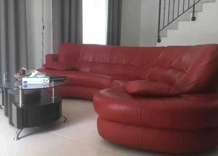 Maison Recente Tres Spacieuse Vakantiehuis